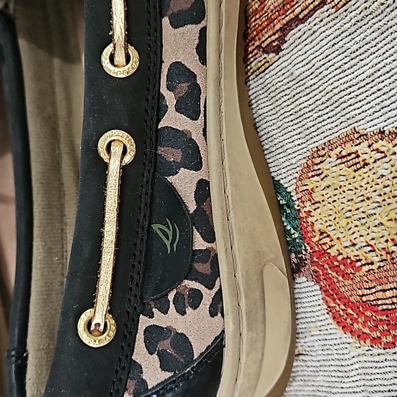 Sperry boat shoe size 6.5 color black and leopard - Picture 7 of 8